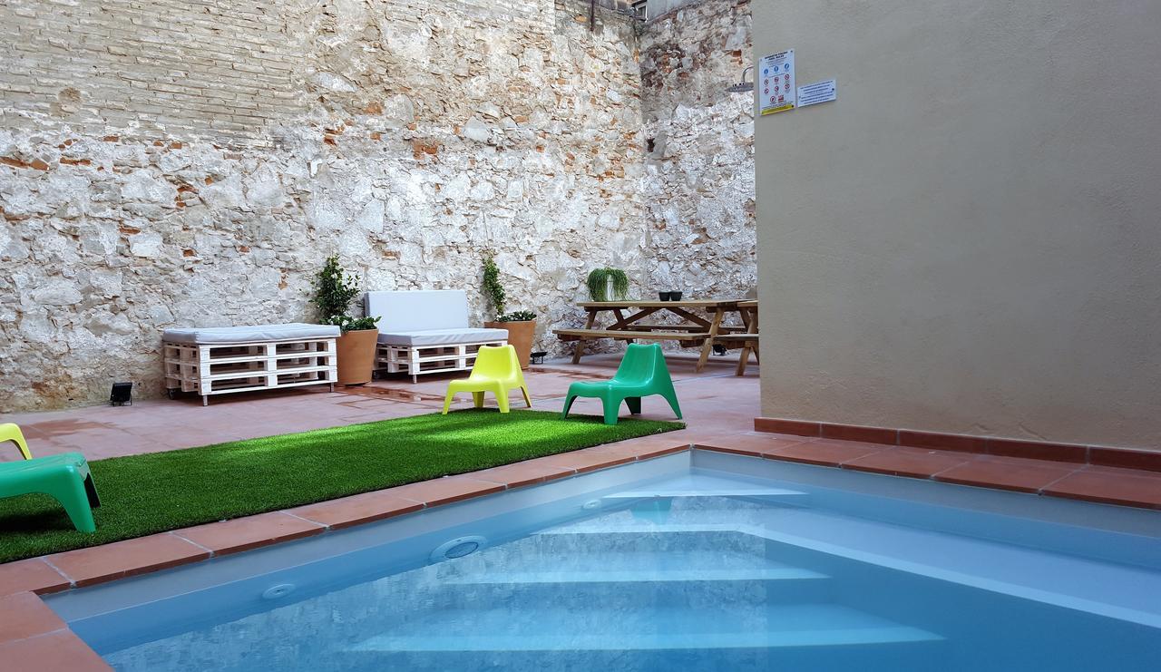Ten To Go Hostel Βαρκελώνη Εξωτερικό φωτογραφία