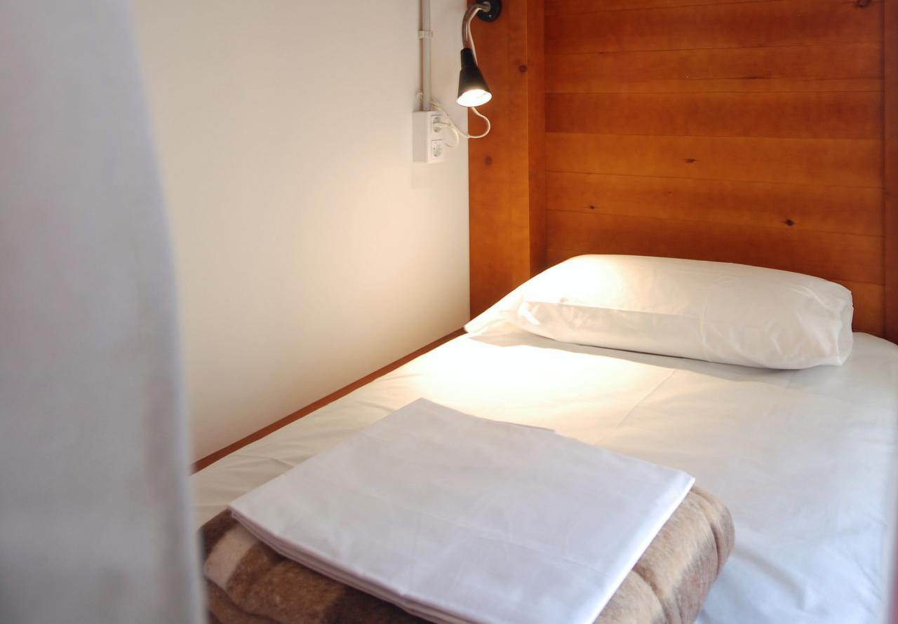 Ten To Go Hostel Βαρκελώνη Εξωτερικό φωτογραφία